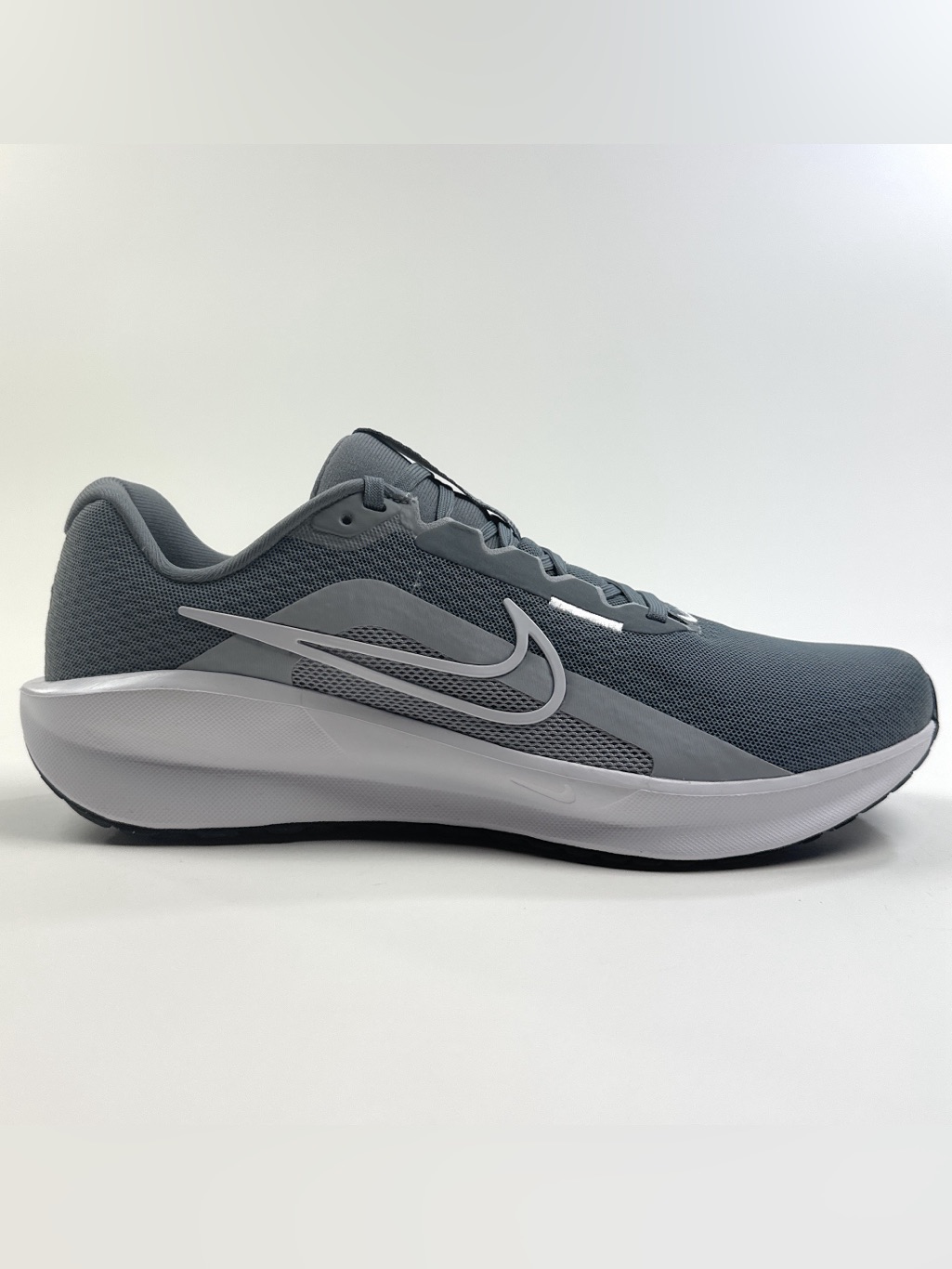 Nike Downshifter 13 Mens Gray White Shoes Sneakers Running Athletic Fd6454-010